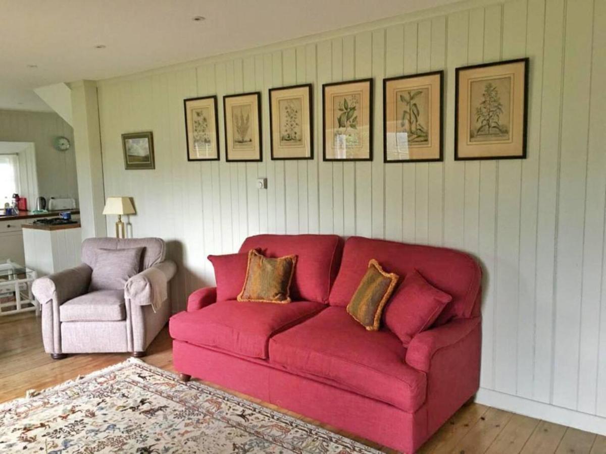 The Lodge: Adorable, Romantic Thatched Cottage Freshwater Exterior foto